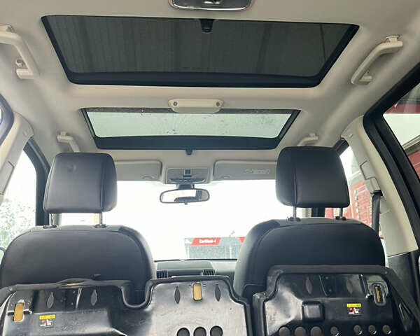 Белый Ленд Ровер Фрилендер, объемом двигателя 2.2 л и пробегом 207 тыс. км за 13950 $, фото 114 на Automoto.ua