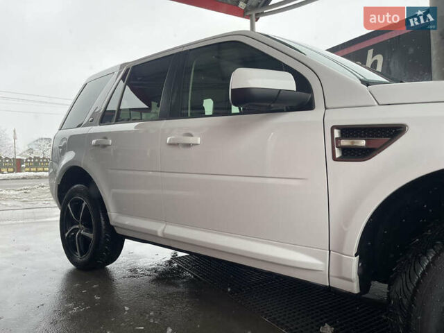 Белый Ленд Ровер Фрилендер, объемом двигателя 2.2 л и пробегом 207 тыс. км за 13950 $, фото 29 на Automoto.ua
