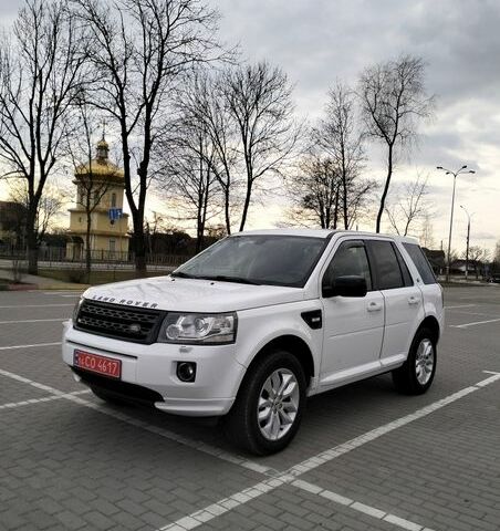 Білий Ленд Ровер Freelander, об'ємом двигуна 2.18 л та пробігом 227 тис. км за 13600 $, фото 42 на Automoto.ua