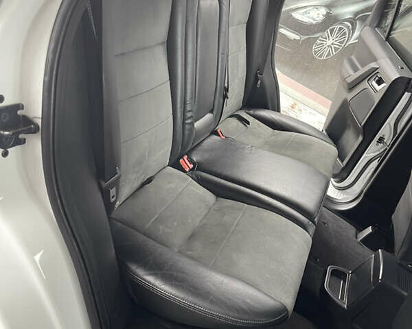 Белый Ленд Ровер Фрилендер, объемом двигателя 2.2 л и пробегом 207 тыс. км за 13950 $, фото 107 на Automoto.ua