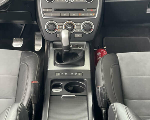 Белый Ленд Ровер Фрилендер, объемом двигателя 2.2 л и пробегом 207 тыс. км за 13950 $, фото 129 на Automoto.ua