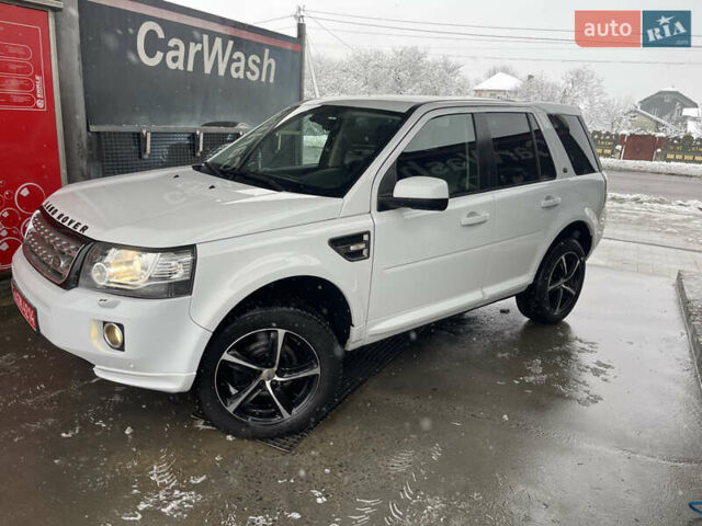 Белый Ленд Ровер Фрилендер, объемом двигателя 2.2 л и пробегом 207 тыс. км за 13950 $, фото 62 на Automoto.ua