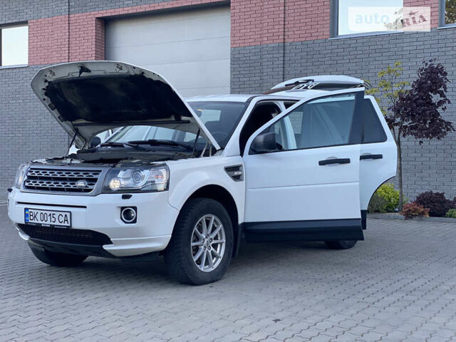 Білий Ленд Ровер Freelander, об'ємом двигуна 2.18 л та пробігом 180 тис. км за 11999 $, фото 27 на Automoto.ua