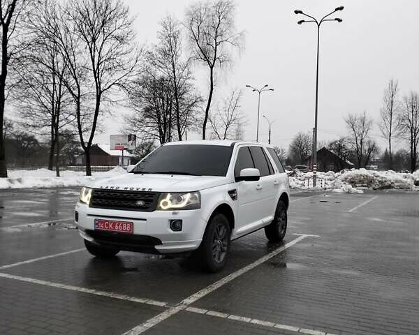 Білий Ленд Ровер Freelander, об'ємом двигуна 2.2 л та пробігом 225 тис. км за 14300 $, фото 7 на Automoto.ua