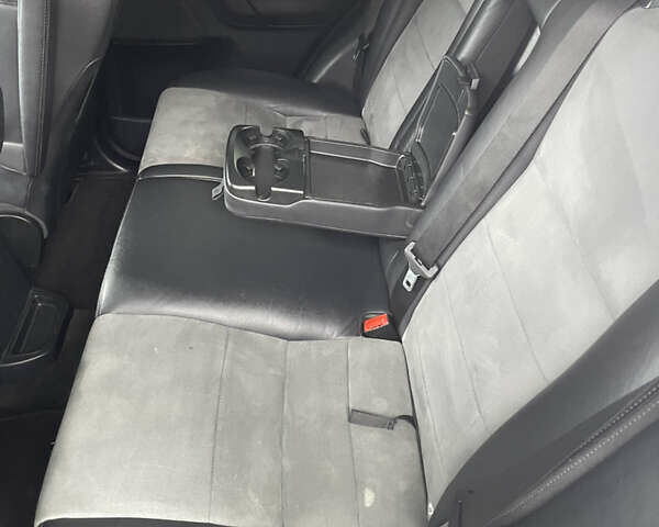 Белый Ленд Ровер Фрилендер, объемом двигателя 2.2 л и пробегом 207 тыс. км за 13950 $, фото 92 на Automoto.ua