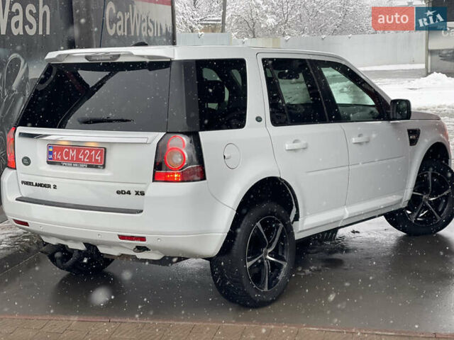 Белый Ленд Ровер Фрилендер, объемом двигателя 2.2 л и пробегом 207 тыс. км за 13950 $, фото 70 на Automoto.ua