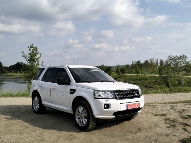 Білий Ленд Ровер Freelander, об'ємом двигуна 2.2 л та пробігом 263 тис. км за 13300 $, фото 14 на Automoto.ua