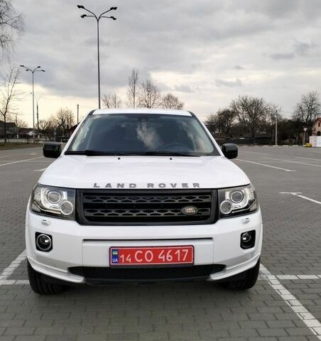 Білий Ленд Ровер Freelander, об'ємом двигуна 2.18 л та пробігом 227 тис. км за 13600 $, фото 6 на Automoto.ua