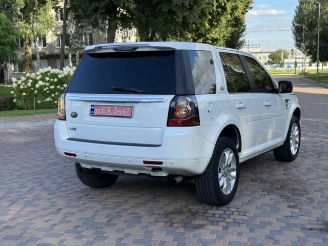 Белый Ленд Ровер Фрилендер, объемом двигателя 2 л и пробегом 236 тыс. км за 11900 $, фото 19 на Automoto.ua