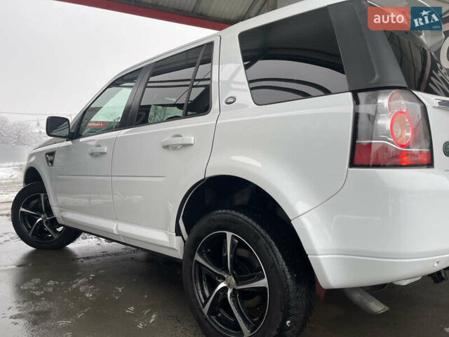 Белый Ленд Ровер Фрилендер, объемом двигателя 2.2 л и пробегом 207 тыс. км за 13950 $, фото 38 на Automoto.ua