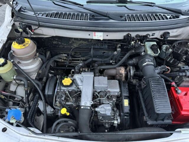 Бежевый Ленд Ровер Фрилендер, объемом двигателя 2 л и пробегом 200 тыс. км за 2950 $, фото 9 на Automoto.ua