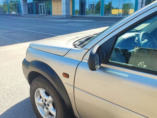 Бежевий Ленд Ровер Freelander, об'ємом двигуна 2 л та пробігом 2 тис. км за 3200 $, фото 10 на Automoto.ua