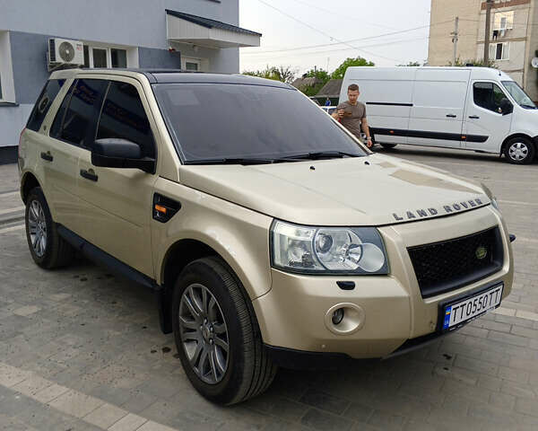 Бежевий Ленд Ровер Freelander, об'ємом двигуна 3.2 л та пробігом 267 тис. км за 9700 $, фото 2 на Automoto.ua