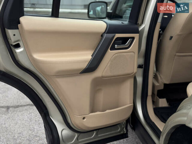 Бежевый Ленд Ровер Фрилендер, объемом двигателя 2.2 л и пробегом 289 тыс. км за 10500 $, фото 36 на Automoto.ua