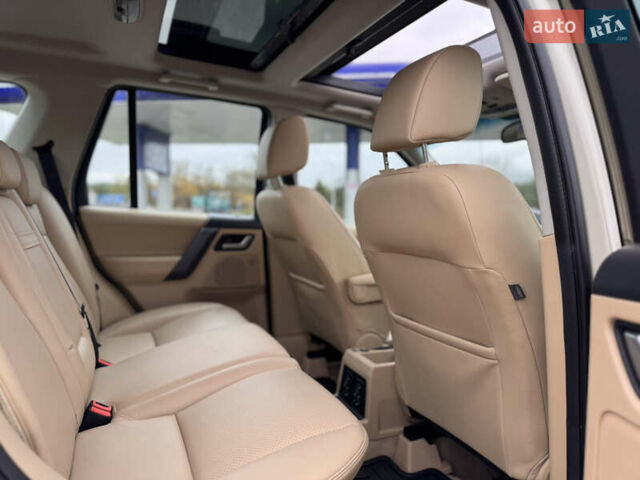 Бежевый Ленд Ровер Фрилендер, объемом двигателя 2.2 л и пробегом 289 тыс. км за 10500 $, фото 42 на Automoto.ua