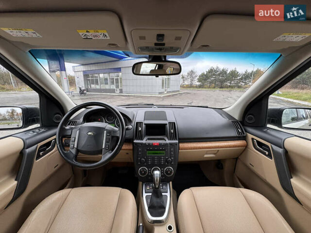 Бежевый Ленд Ровер Фрилендер, объемом двигателя 2.2 л и пробегом 289 тыс. км за 10500 $, фото 20 на Automoto.ua