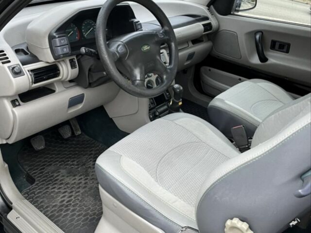 Черный Ленд Ровер Фрилендер, объемом двигателя 1.8 л и пробегом 183 тыс. км за 5500 $, фото 7 на Automoto.ua