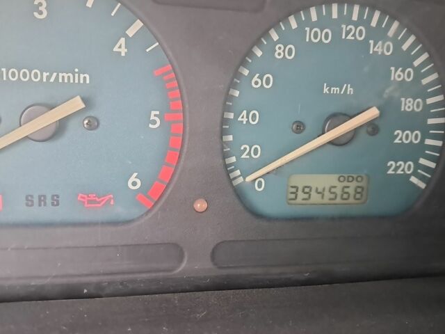 Черный Ленд Ровер Фрилендер, объемом двигателя 2 л и пробегом 394 тыс. км за 3120 $, фото 4 на Automoto.ua