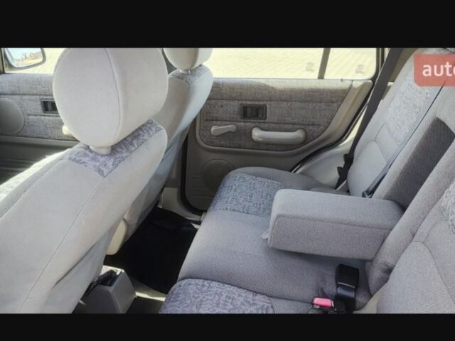 Черный Ленд Ровер Фрилендер, объемом двигателя 1.8 л и пробегом 195 тыс. км за 5500 $, фото 5 на Automoto.ua