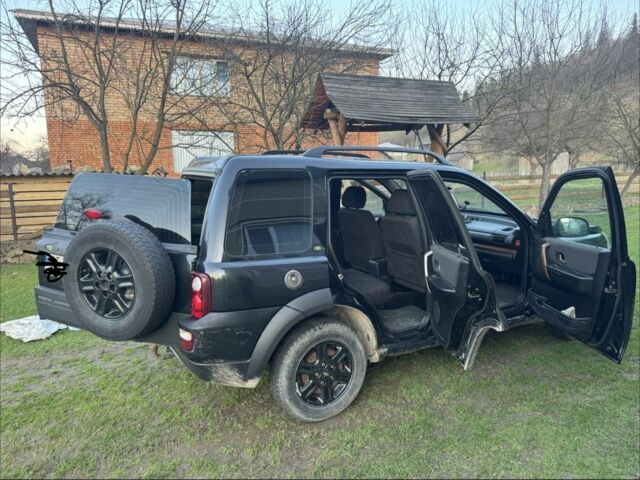 Черный Ленд Ровер Фрилендер, объемом двигателя 0 л и пробегом 306 тыс. км за 5500 $, фото 5 на Automoto.ua