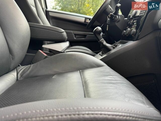 Чорний Ленд Ровер Freelander, об'ємом двигуна 1.8 л та пробігом 214 тис. км за 9518 $, фото 14 на Automoto.ua