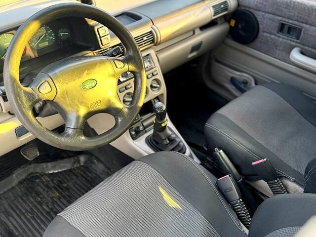 Чорний Ленд Ровер Freelander, об'ємом двигуна 2 л та пробігом 185 тис. км за 3900 $, фото 12 на Automoto.ua