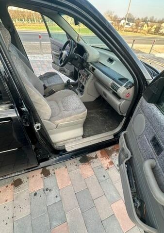 Черный Ленд Ровер Фрилендер, объемом двигателя 0 л и пробегом 355 тыс. км за 2800 $, фото 16 на Automoto.ua