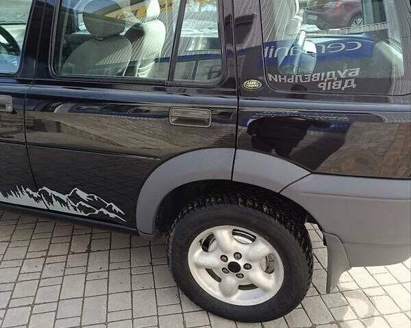 Черный Ленд Ровер Фрилендер, объемом двигателя 1.8 л и пробегом 224 тыс. км за 4999 $, фото 3 на Automoto.ua