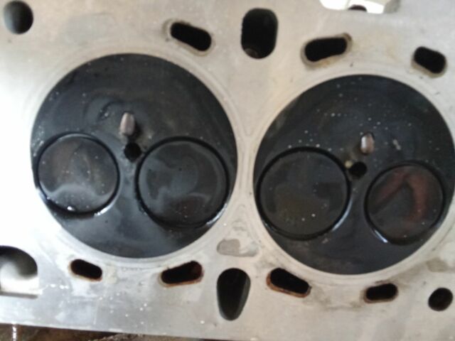 Черный Ленд Ровер Фрилендер, объемом двигателя 2 л и пробегом 500 тыс. км за 500 $, фото 5 на Automoto.ua