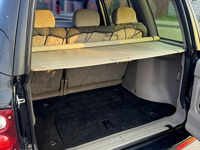 Чорний Ленд Ровер Freelander, об'ємом двигуна 2 л та пробігом 185 тис. км за 3900 $, фото 6 на Automoto.ua