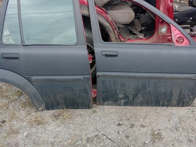 Черный Ленд Ровер Фрилендер, объемом двигателя 2 л и пробегом 500 тыс. км за 500 $, фото 6 на Automoto.ua