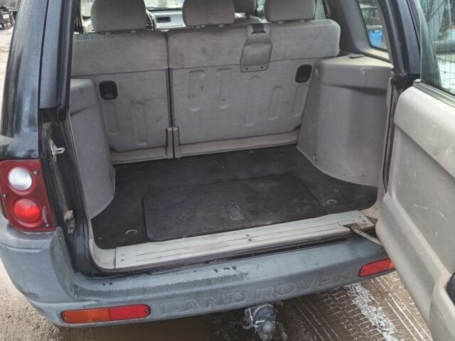 Чорний Ленд Ровер Freelander, об'ємом двигуна 2 л та пробігом 300 тис. км за 1700 $, фото 10 на Automoto.ua
