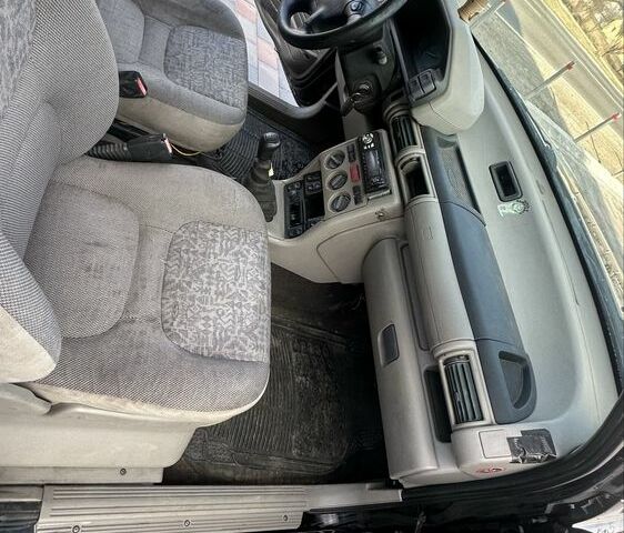 Чорний Ленд Ровер Freelander, об'ємом двигуна 2 л та пробігом 344 тис. км за 2800 $, фото 21 на Automoto.ua