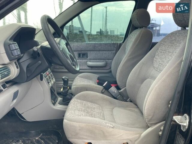 Черный Ленд Ровер Фрилендер, объемом двигателя 1.8 л и пробегом 355 тыс. км за 3200 $, фото 10 на Automoto.ua