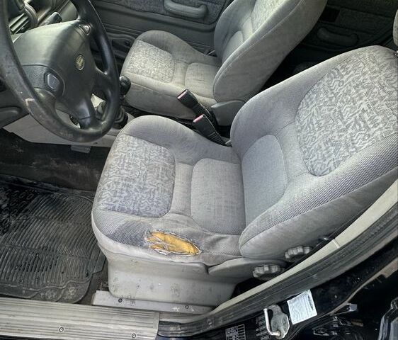 Чорний Ленд Ровер Freelander, об'ємом двигуна 2 л та пробігом 344 тис. км за 2800 $, фото 11 на Automoto.ua