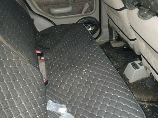 Чорний Ленд Ровер Freelander, об'ємом двигуна 2 л та пробігом 340 тис. км за 2200 $, фото 2 на Automoto.ua