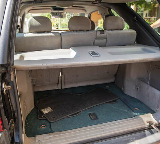 Черный Ленд Ровер Фрилендер, объемом двигателя 1.99 л и пробегом 400 тыс. км за 4500 $, фото 35 на Automoto.ua