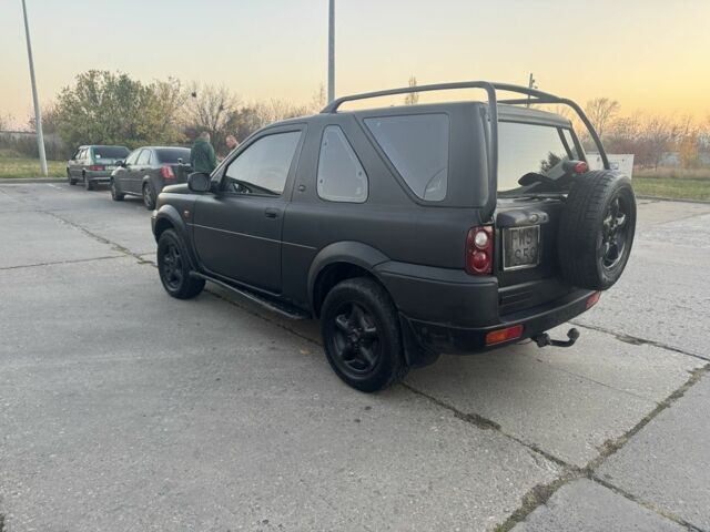 Черный Ленд Ровер Фрилендер, объемом двигателя 0 л и пробегом 320 тыс. км за 2550 $, фото 4 на Automoto.ua