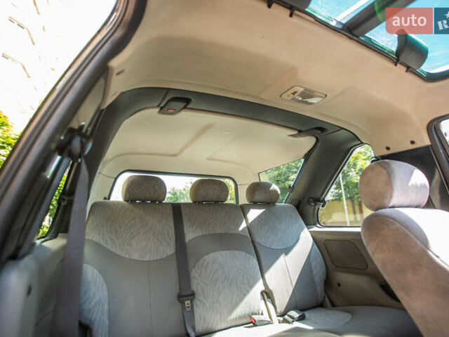 Черный Ленд Ровер Фрилендер, объемом двигателя 1.99 л и пробегом 400 тыс. км за 4500 $, фото 17 на Automoto.ua