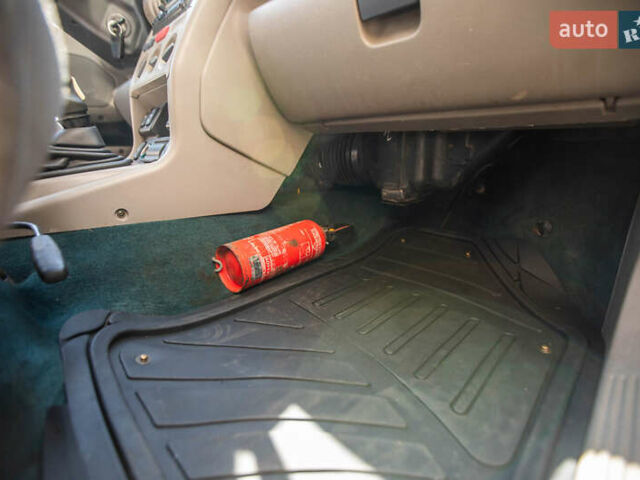 Черный Ленд Ровер Фрилендер, объемом двигателя 1.99 л и пробегом 400 тыс. км за 4500 $, фото 11 на Automoto.ua