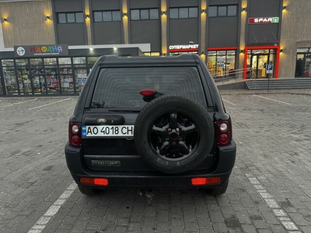 Черный Ленд Ровер Фрилендер, объемом двигателя 2 л и пробегом 100 тыс. км за 4590 $, фото 5 на Automoto.ua