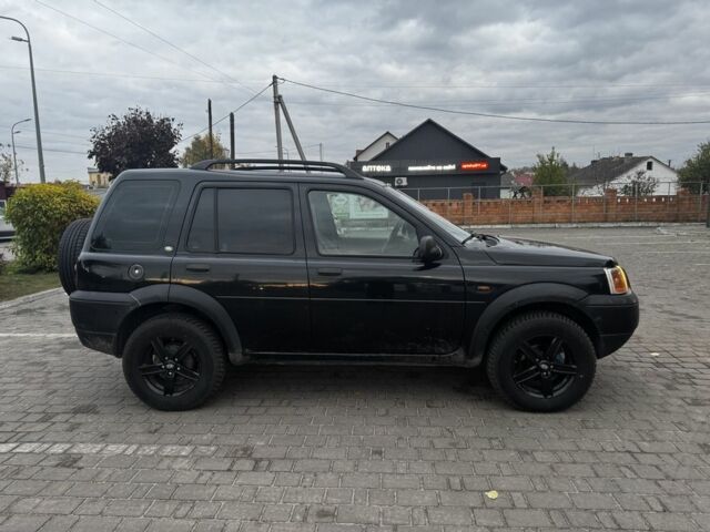 Черный Ленд Ровер Фрилендер, объемом двигателя 2 л и пробегом 100 тыс. км за 4590 $, фото 7 на Automoto.ua