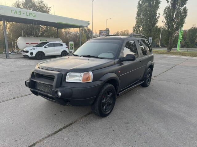 Черный Ленд Ровер Фрилендер, объемом двигателя 0 л и пробегом 320 тыс. км за 2550 $, фото 7 на Automoto.ua