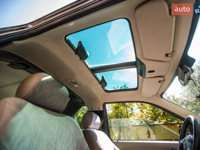 Черный Ленд Ровер Фрилендер, объемом двигателя 1.99 л и пробегом 400 тыс. км за 4500 $, фото 49 на Automoto.ua