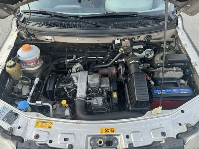 Черный Ленд Ровер Фрилендер, объемом двигателя 0 л и пробегом 320 тыс. км за 2550 $, фото 13 на Automoto.ua