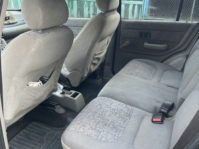 Чорний Ленд Ровер Freelander, об'ємом двигуна 0 л та пробігом 365 тис. км за 3000 $, фото 9 на Automoto.ua