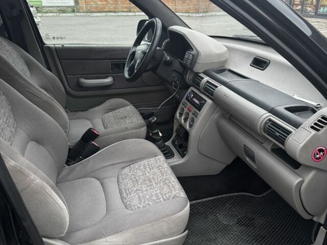 Черный Ленд Ровер Фрилендер, объемом двигателя 2 л и пробегом 100 тыс. км за 4590 $, фото 8 на Automoto.ua