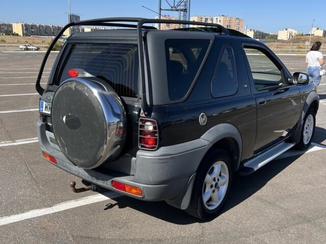 Чорний Ленд Ровер Freelander, об'ємом двигуна 1.8 л та пробігом 230 тис. км за 3900 $, фото 4 на Automoto.ua