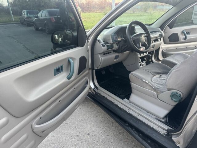 Черный Ленд Ровер Фрилендер, объемом двигателя 0 л и пробегом 320 тыс. км за 2550 $, фото 10 на Automoto.ua