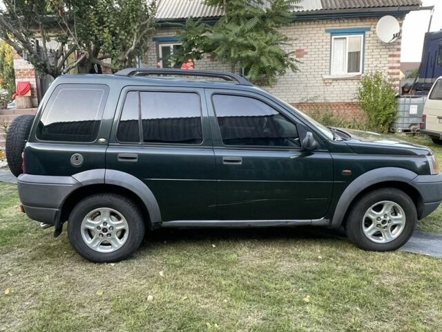 Черный Ленд Ровер Фрилендер, объемом двигателя 0 л и пробегом 365 тыс. км за 3000 $, фото 5 на Automoto.ua